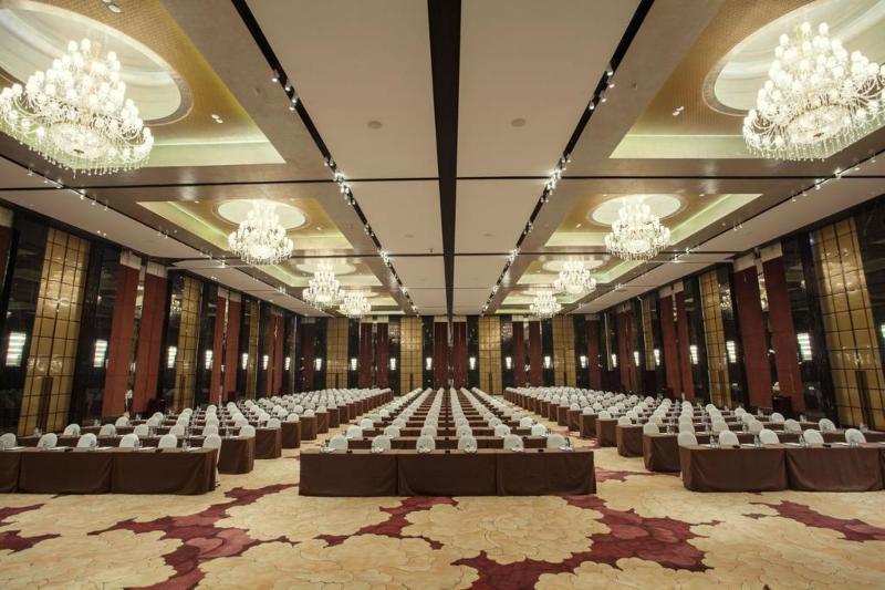 Palace Garden Hotel And Resorts Beijing Exterior photo