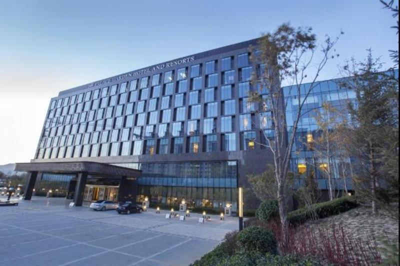 Palace Garden Hotel And Resorts Beijing Exterior photo